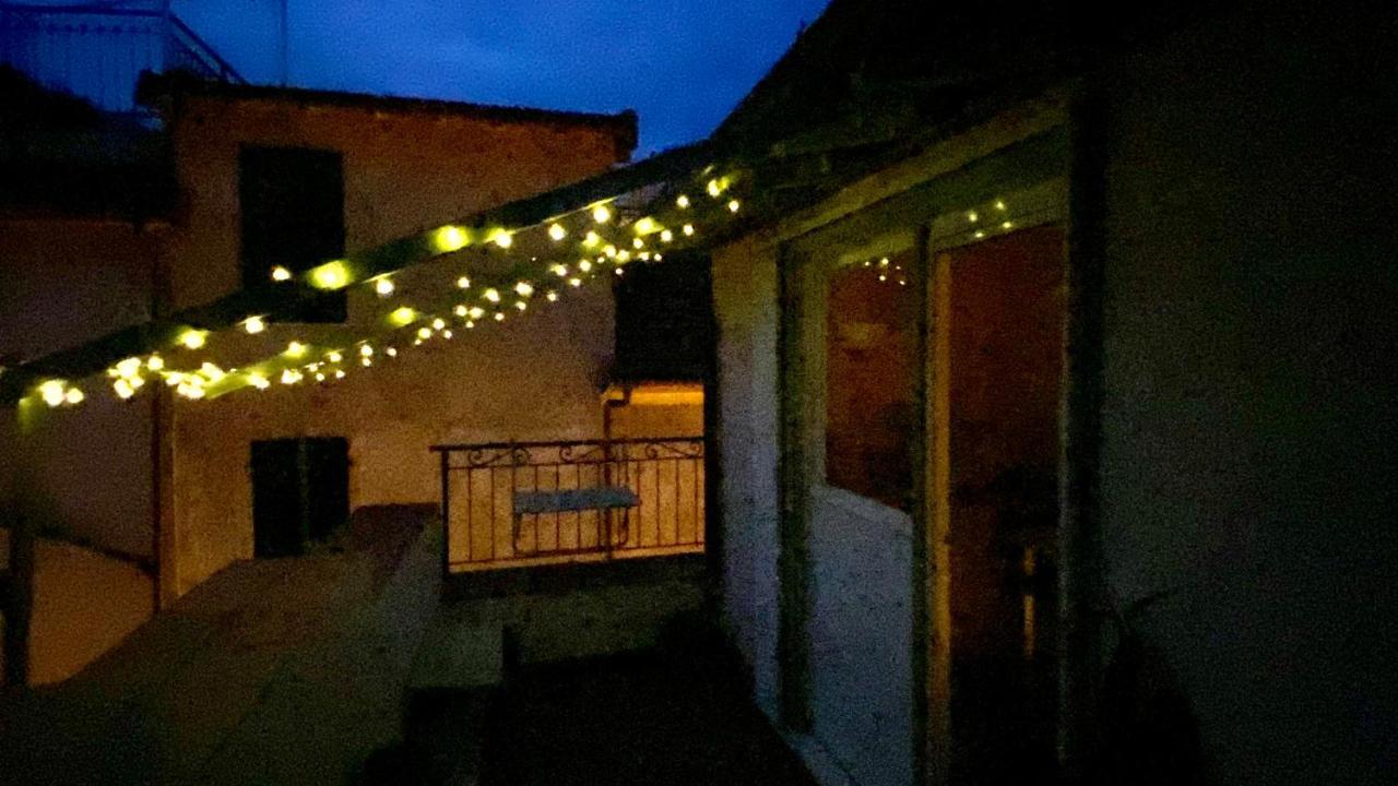 I Tetti Di Via Corradi Villa Sanremo Eksteriør bilde