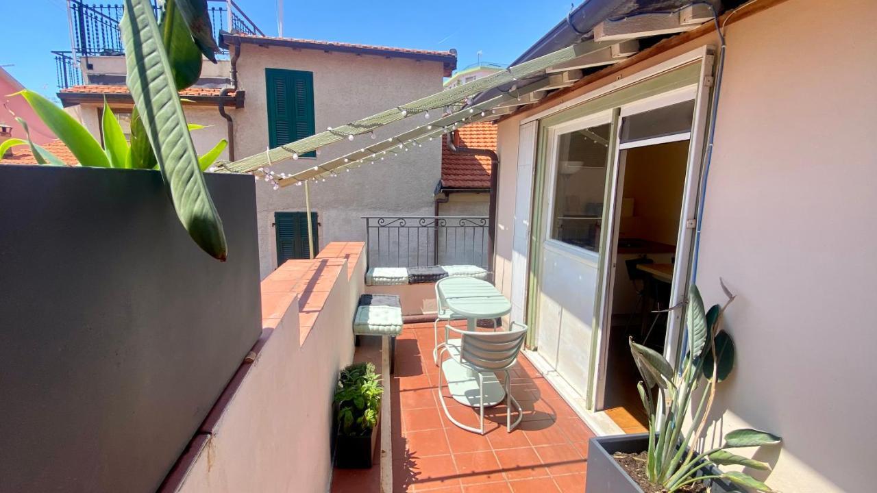I Tetti Di Via Corradi Villa Sanremo Eksteriør bilde