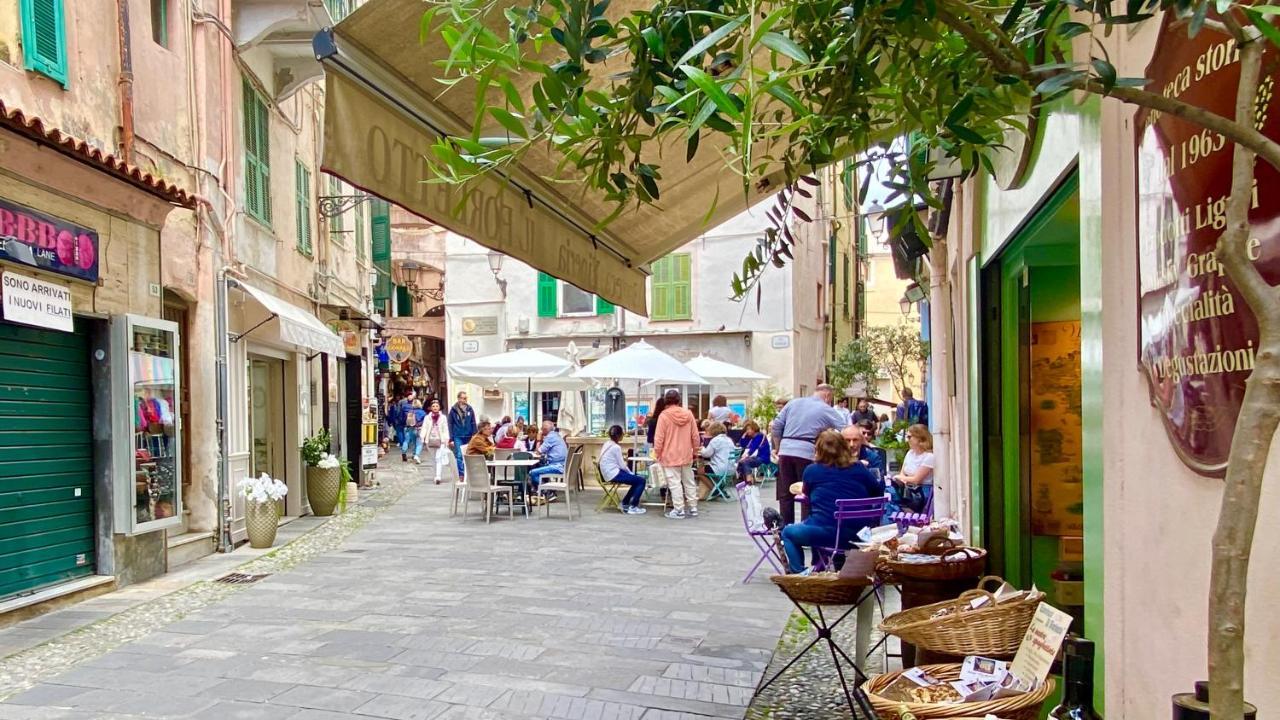 I Tetti Di Via Corradi Villa Sanremo Eksteriør bilde